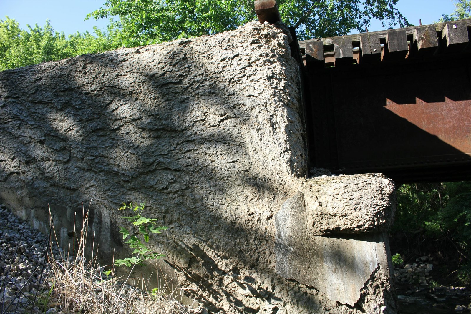 East abutment